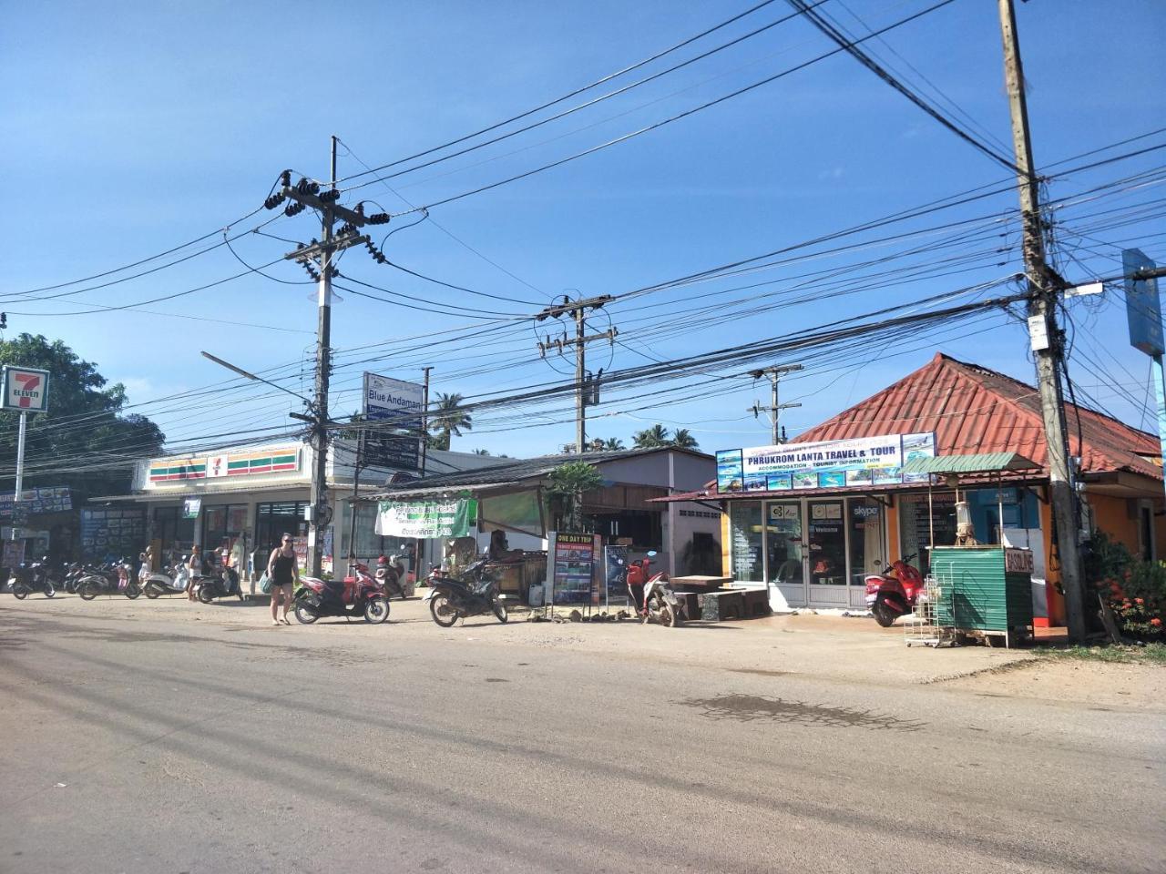Prukrom Lanta Guesthouse Koh Lanta Exterior photo